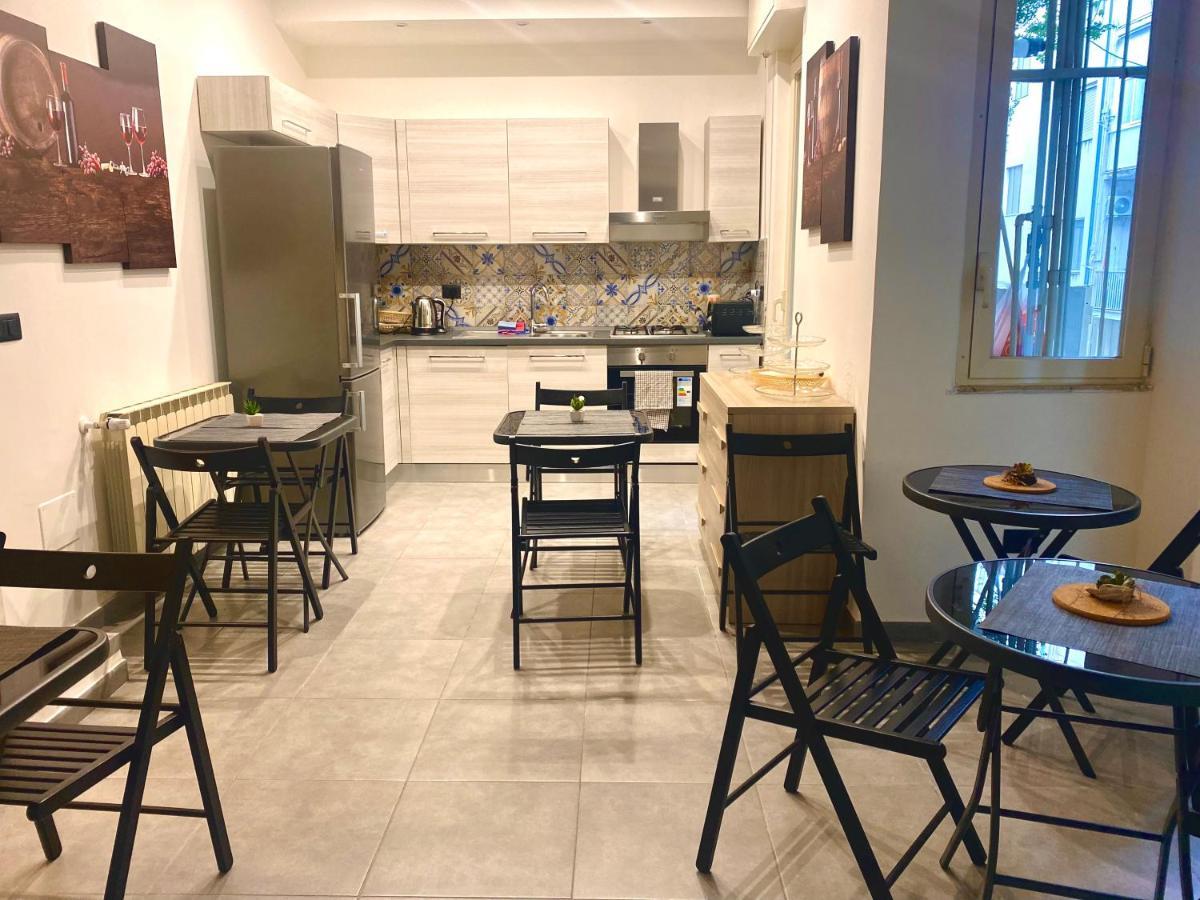 B&B I Miti Dell Etna Catania Centro Vicino Il Duomo Luaran gambar